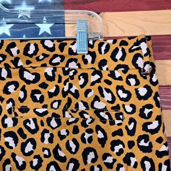 Old Navy Pixie Ankle Pants | Size 16 - Picture 3 of 5